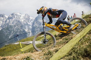 Pinkbike Racing Aimi Kenyon