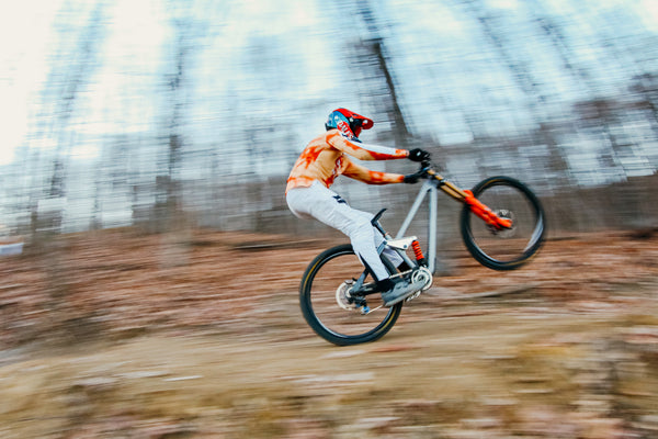 Frameworks Racing Frameworks Announces 2024 Racing Team – Hayes Bicycle