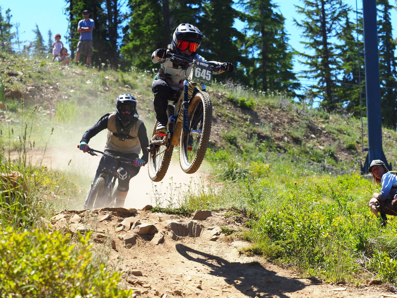 Manitou_JUNIT_Pro_Fork_1600x.
